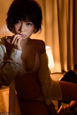 女王姐姐玉足踩踏小说